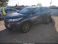2019 Toyota Highlander Hybrid — photo 2 of 17 | VIN 5TDJGRFH7KS053022
