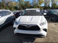 2021 Toyota Highlander — photo 13 of 17 | VIN 5TDGZRBH5MS117961