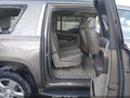 2016 Chevrolet Suburban — photo 8 of 16 | VIN 1GNSKHKC6GR255208