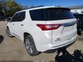 2021 Chevrolet Traverse — photo 3 of 16 | VIN 1GNERKKW6MJ219609