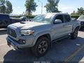 2018 Toyota Tacoma — photo 2 of 18 | VIN 3TMAZ5CN2JM072055