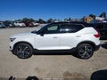 2021 Volvo XC40 — photo 15 of 18 | VIN YV4162UM5M2400042