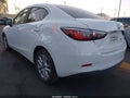 2017 Toyota Yaris — photo 3 of 18 | VIN 3MYDLBYV2HY155012