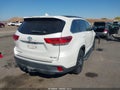 2017 Toyota Highlander — photo 4 of 16 | VIN 5TDJZRFH5HS357226