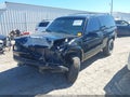 1999 Chevrolet Tahoe — photo 2 of 17 | VIN 3GNEK18R5XG108510