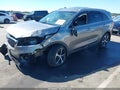 2018 Kia Sorento — photo 2 of 16 | VIN 5XYPH4A51JG386223