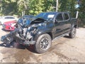 2024 Chevrolet Colorado — photo 2 of 16 | VIN 1GCPTFEK7R1292806