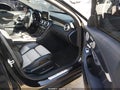2016 Mercedes-Benz C-Class — photo 5 of 18 | VIN 55SWF8HB4GU104157