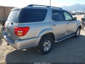 2004 Toyota Sequoia — photo 4 of 11 | VIN 5TDBT44AX4S211171