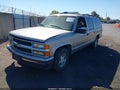 1999 Chevrolet Suburban 1500 — photo 2 of 11 | VIN 3GNEC16R4XG263162