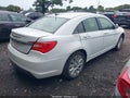 2014 Chrysler 200 — photo 4 of 10 | VIN 1C3CCBAB1EN175839