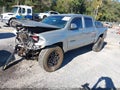 2015 Toyota Tacoma — photo 2 of 16 | VIN 3TMLU4EN4FM188671