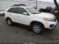 2013 Kia Sorento — photo 1 of 11 | VIN 5XYKTDA26DG375785