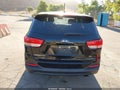 2017 Kia Sorento — photo 16 of 17 | VIN 5XYPG4A3XHG211142