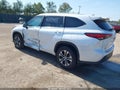 2023 Toyota Highlander — photo 3 of 16 | VIN 5TDKDRBH6PS039168
