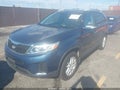 2014 Kia Sorento — photo 2 of 16 | VIN 5XYKT4A72EG474701