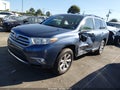 2013 Toyota Highlander — photo 2 of 16 | VIN 5TDZK3EH3DS112893