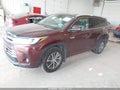 2018 Toyota Highlander Hybrid — photo 2 of 16 | VIN 5TDJGRFH5JS041837