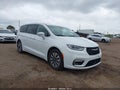 2022 Chrysler Pacifica — photo 1 of 16 | VIN 2C4RC1L78NR140906