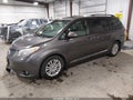 2013 Toyota Sienna — photo 2 of 19 | VIN 5TDYK3DCXDS334073