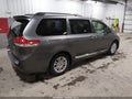 2013 Toyota Sienna — photo 4 of 19 | VIN 5TDYK3DCXDS334073