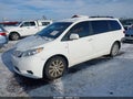 2017 Toyota Sienna — photo 2 of 21 | VIN 5TDJZ3DC8HS179462