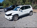 2017 Volkswagen Tiguan — photo 2 of 13 | VIN WVGAV7AXXHK026398