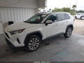 2020 Toyota RAV4 — photo 2 of 16 | VIN 2T3C1RFV2LW094514