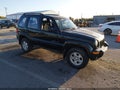 2002 Jeep Liberty — photo 1 of 11 | VIN 1J4GL58K92W184566