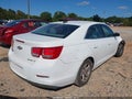 2015 Chevrolet Malibu — photo 4 of 16 | VIN 1G11B5SL4FF282709