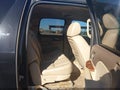2007 GMC Yukon XL — photo 8 of 16 | VIN 1GKFC160X7R227396