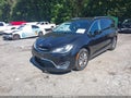 2019 Chrysler Pacifica — photo 2 of 16 | VIN 2C4RC1EG8KR636782