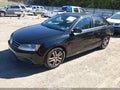 2017 Volkswagen Jetta — photo 2 of 11 | VIN 3VW2B7AJ7HM360911