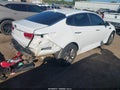 2020 Kia Optima — photo 4 of 17 | VIN 5XXGT4L38LG451537