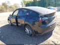 2023 Tesla Model Y — photo 3 of 19 | VIN 7SAYGDEE3PA177308