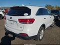 2016 Kia Sorento — photo 4 of 16 | VIN 5XYPGDA39GG012856