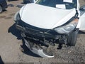 2012 Hyundai Elantra — photo 6 of 15 | VIN 5NPDH4AE3CH066884