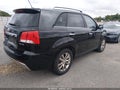 2011 Kia Sorento — photo 4 of 11 | VIN 5XYKW4A27BG102701