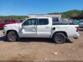 2026 Nissan Frontier — photo 14 of 16 | VIN 1N6ED1EJ8TN651365