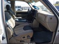 2002 Chevrolet Avalanche — photo 5 of 11 | VIN 3GNEC13T82G217973