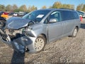 2014 Toyota Sienna — photo 2 of 17 | VIN 5TDDK3DC1ES079801