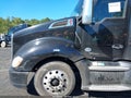 2018 Kenworth T680 — photo 17 of 19 | VIN 1XKYD49X4JJ194630