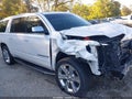 2019 Chevrolet Suburban — photo 18 of 20 | VIN 1GNSKJKC2KR154280