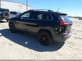2018 Jeep Cherokee — photo 3 of 17 | VIN 1C4PJLCB2JD519085
