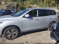 2017 Nissan Pathfinder — photo 15 of 17 | VIN 5N1DR2MM3HC655436