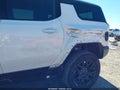 2025 GMC Hummer EV — photo 11 of 16 | VIN 1GKT0NDE5SU111451