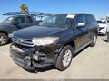 2011 Toyota Highlander — photo 2 of 18 | VIN 5TDZA3EH0BS015487