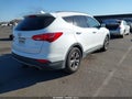 2015 Hyundai Santa Fe — photo 4 of 16 | VIN 5XYZU3LB0FG235978