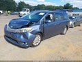 2015 Toyota Sienna — photo 2 of 18 | VIN 5TDYK3DC2FS614461