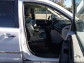 2016 Chrysler Town & Country — photo 5 of 17 | VIN 2C4RC1BG6GR150239